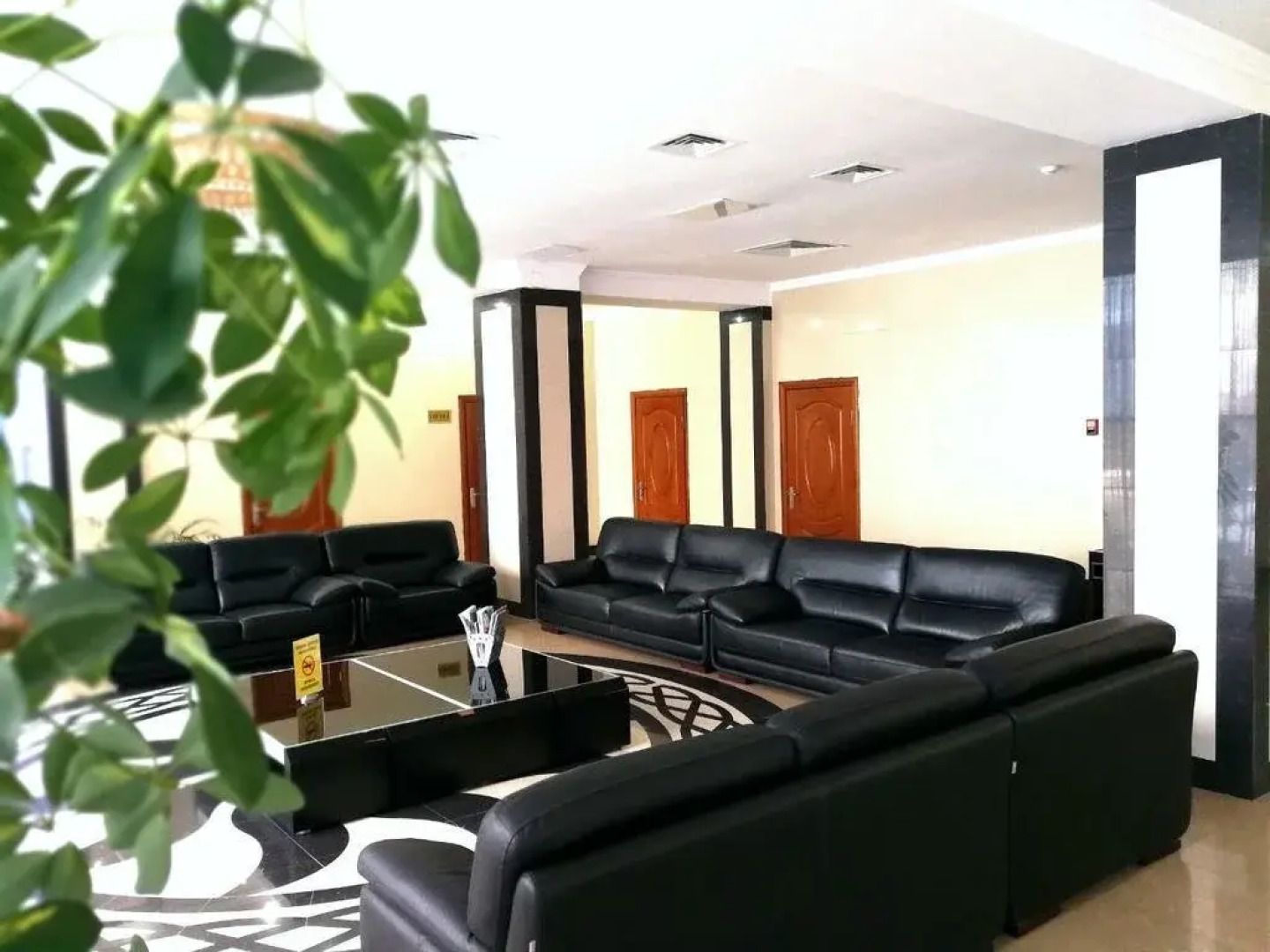 Отель Nomad Palace