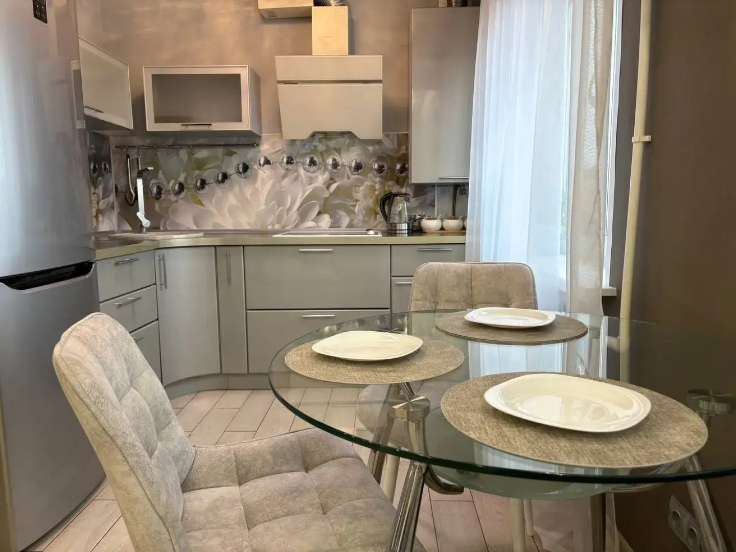 Апартаменты в Новомосковске по ул. Солнечная