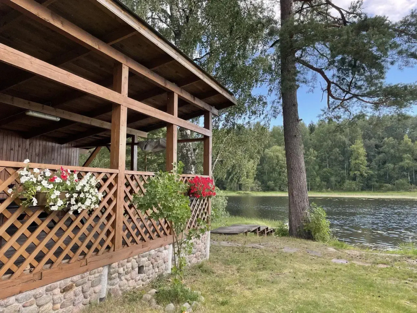 База Отдыха Эко Клуб Остров Суойа