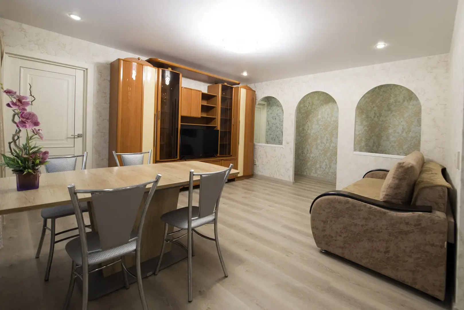 Квартира на Козленской 76 НаСутки35