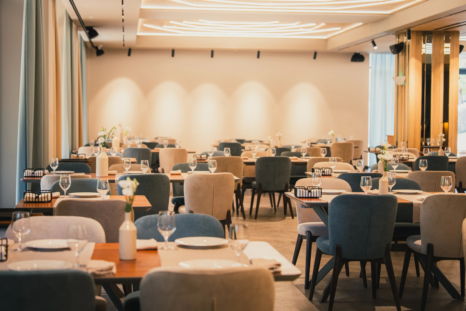 Отель Red Bridge Yerevan