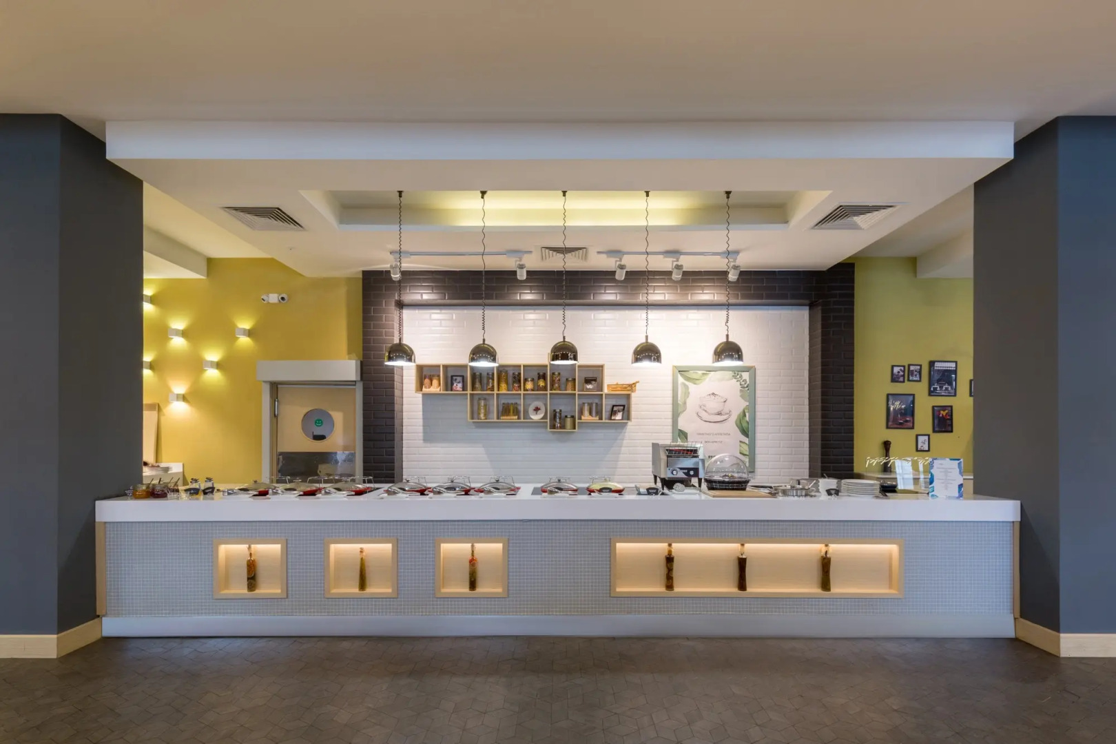 Отель Нестеров Плаза