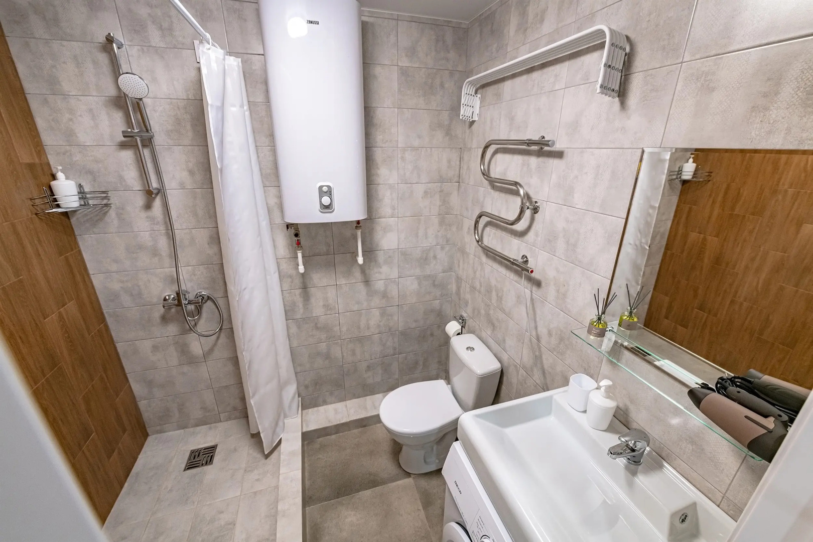 Апартаменты TopHouse на Авраменко 17, 4