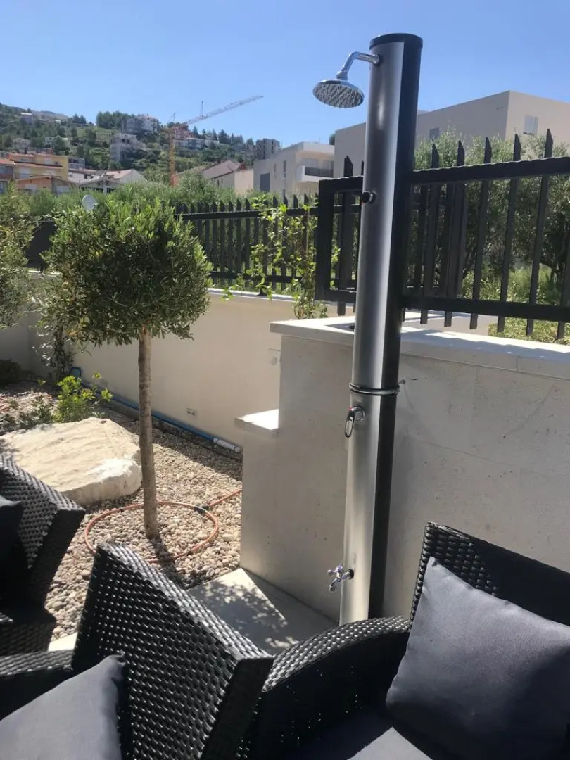 Вилла Urban Villa With Pool