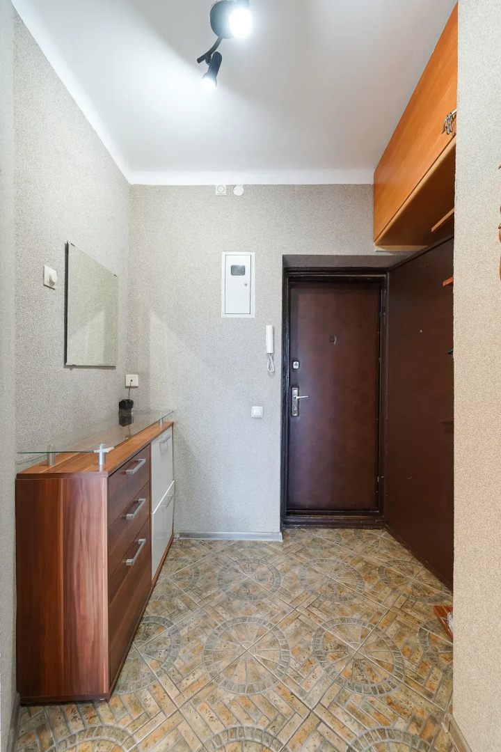 Трехкомнатная Квартира на проспекте Независимости 52