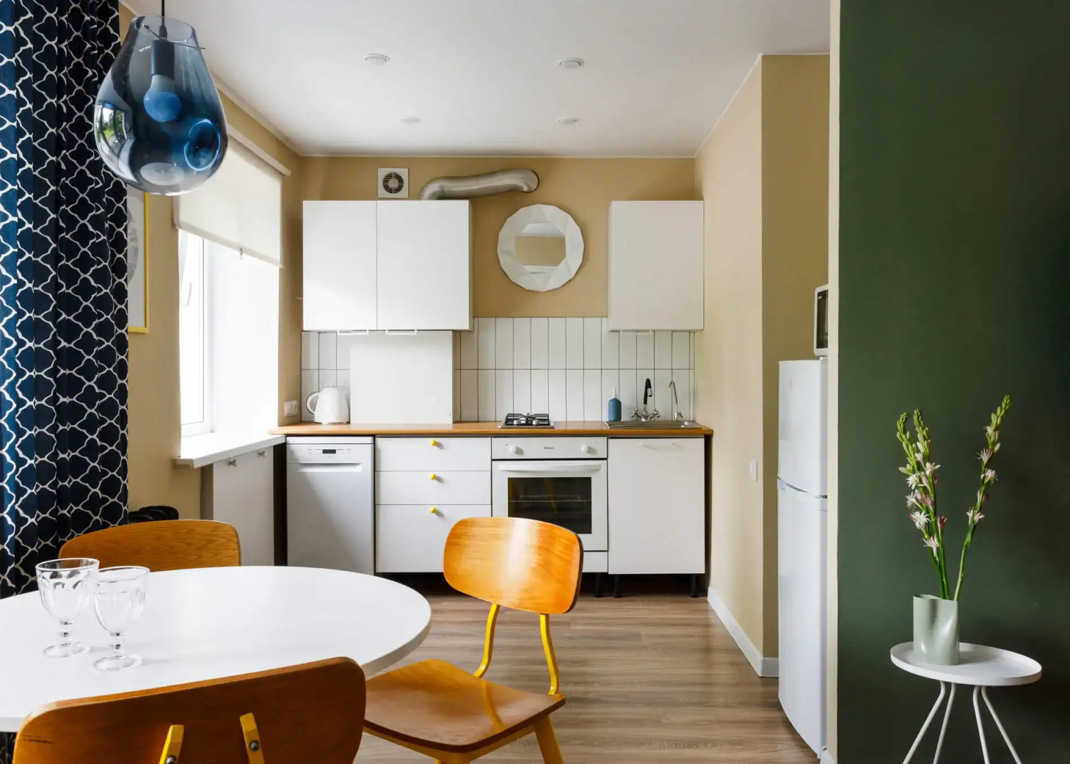 Апартаменты Душевно на Воскресенском 2/2.38