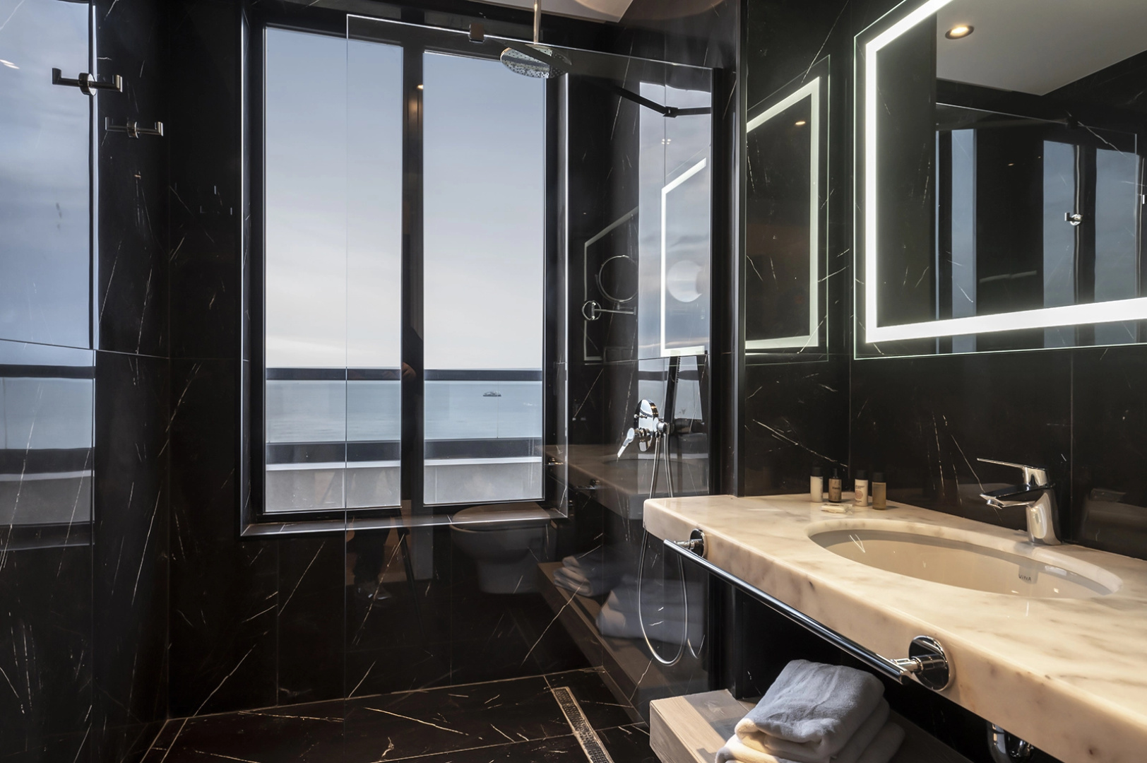 Hotel The Grandeur Batumi