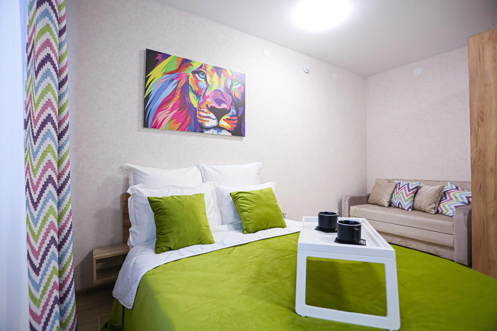 Апартаменты SunSet Героев Донбаса 15