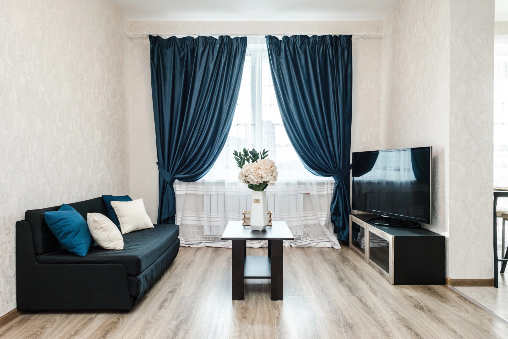 Квартира на Героев России