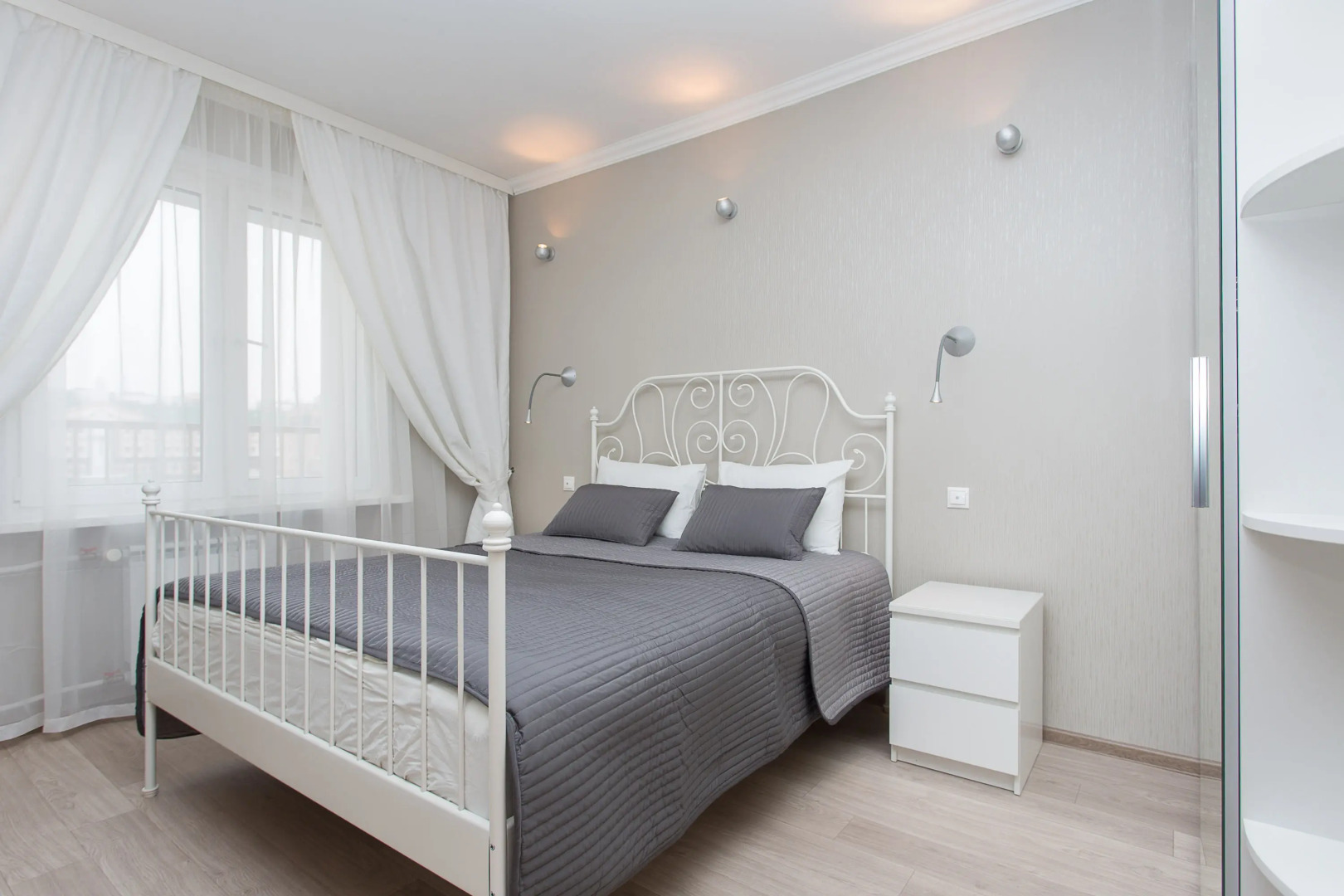 Апартаменты Бальмонт Маяковская 11