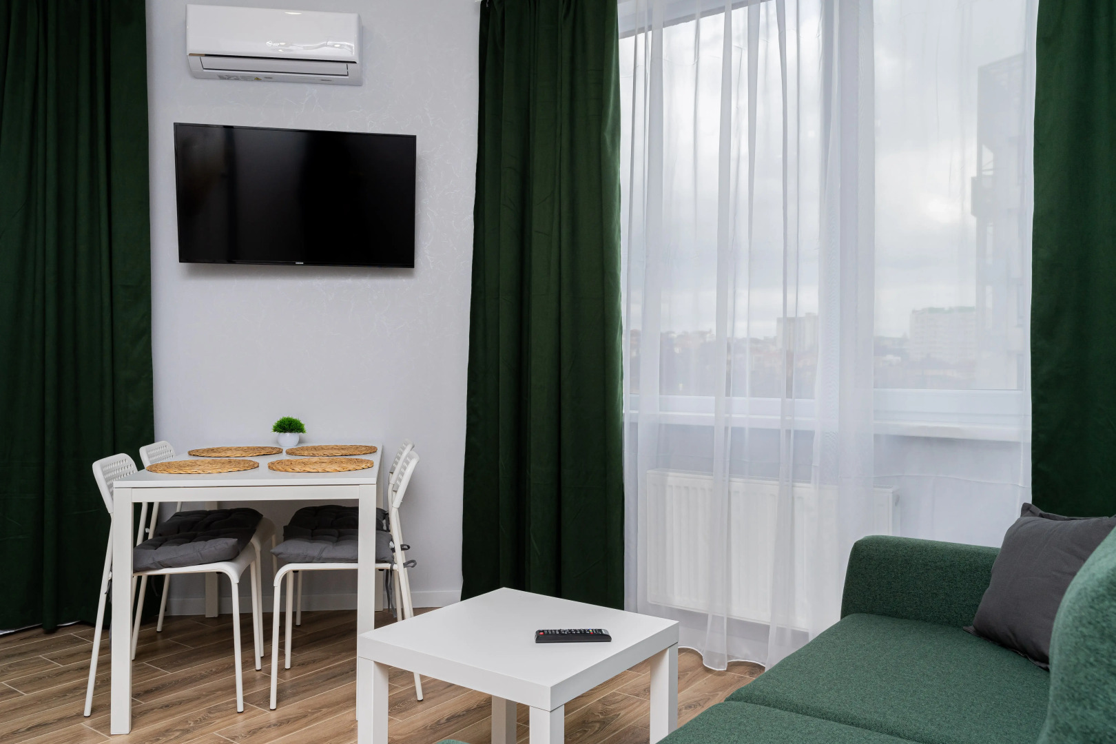 Квартира ЛЮКС Посуточно в ЖК Черника