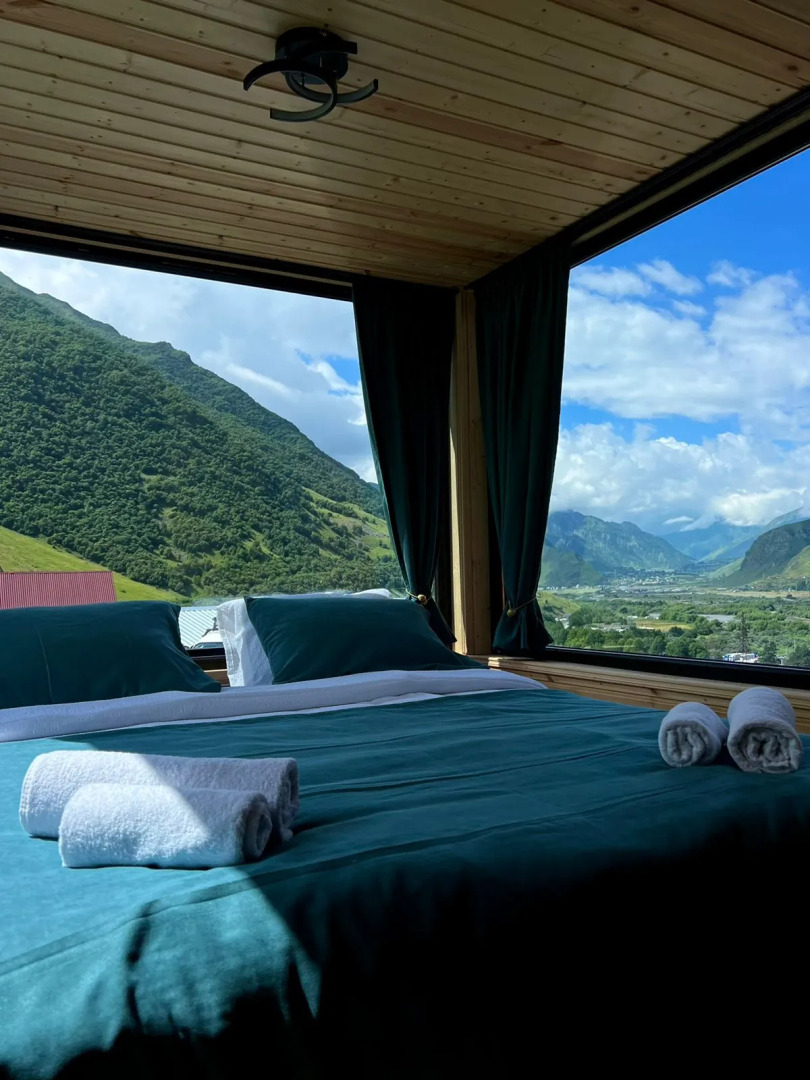 Шале Kazbegi Inn Cottages