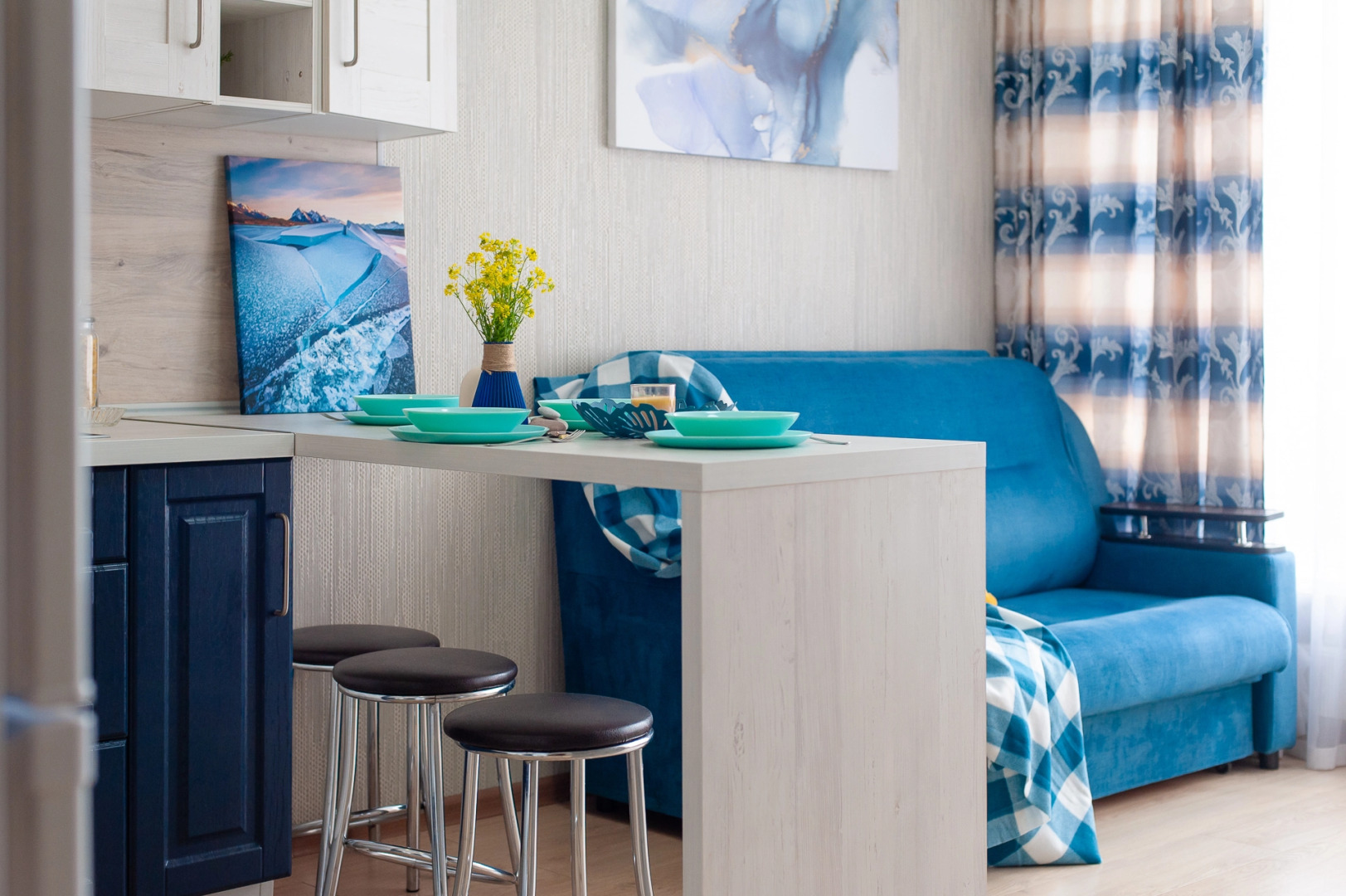 Апартаменты Unique Apart Байкал напротив ЛДК на Притомском 25/2