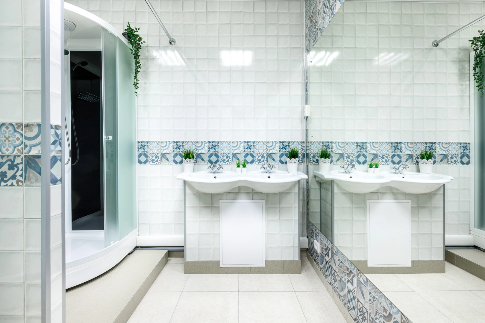 Хостел История