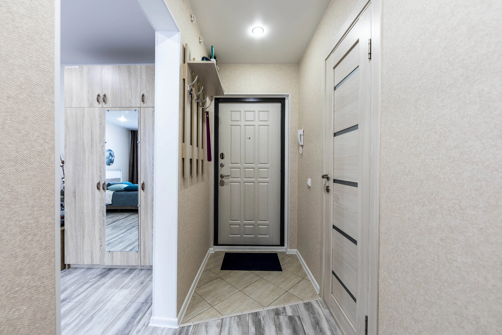 Квартира Уютная квартира близко к мед. городку и ТРЦ Матрешка ArendaTMN24