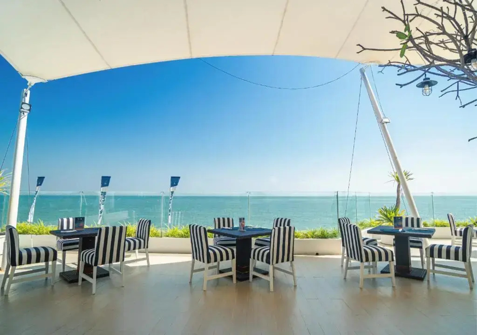 Отель Radisson Resort & Spa Hua Hin