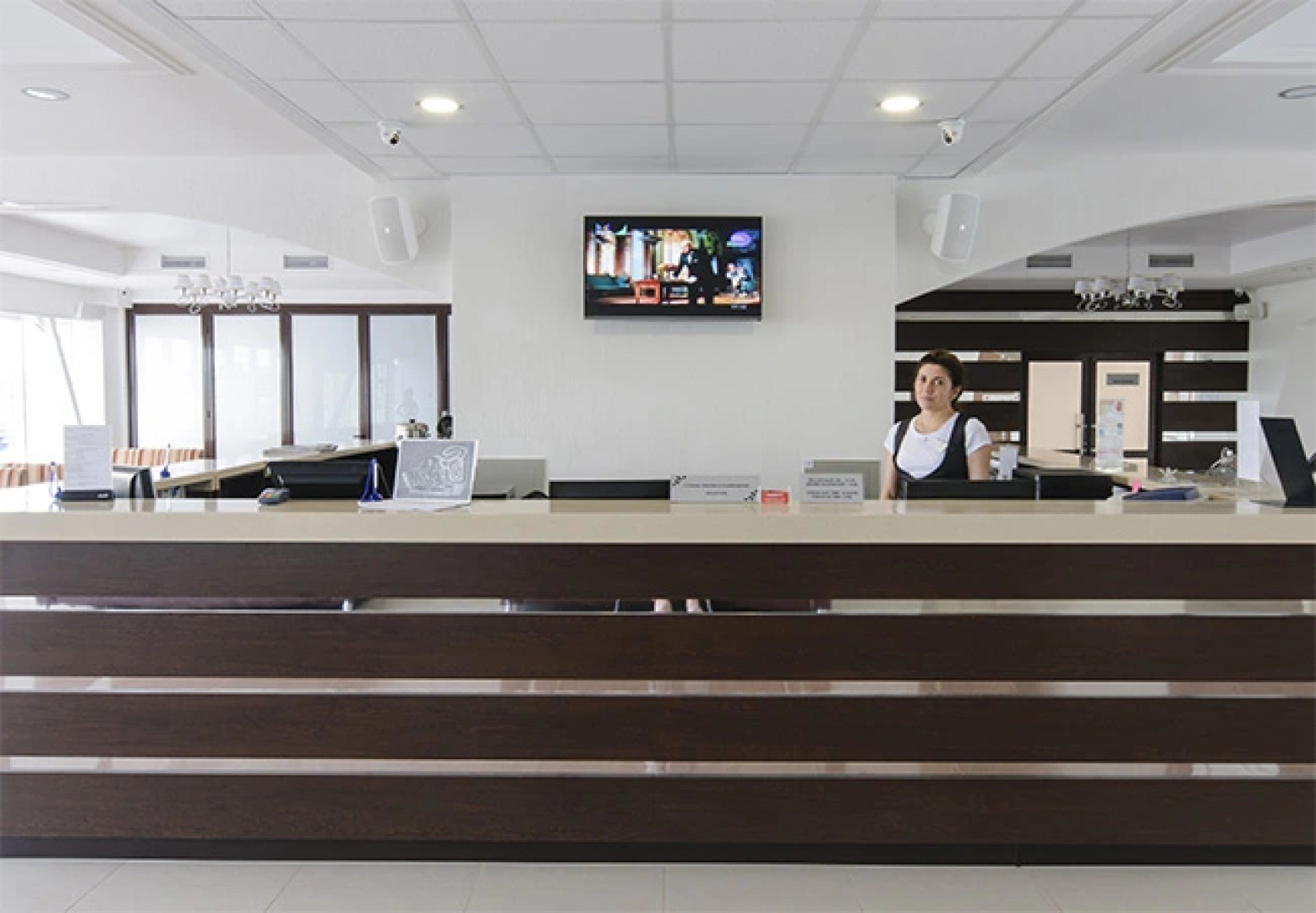 Отель Атрон