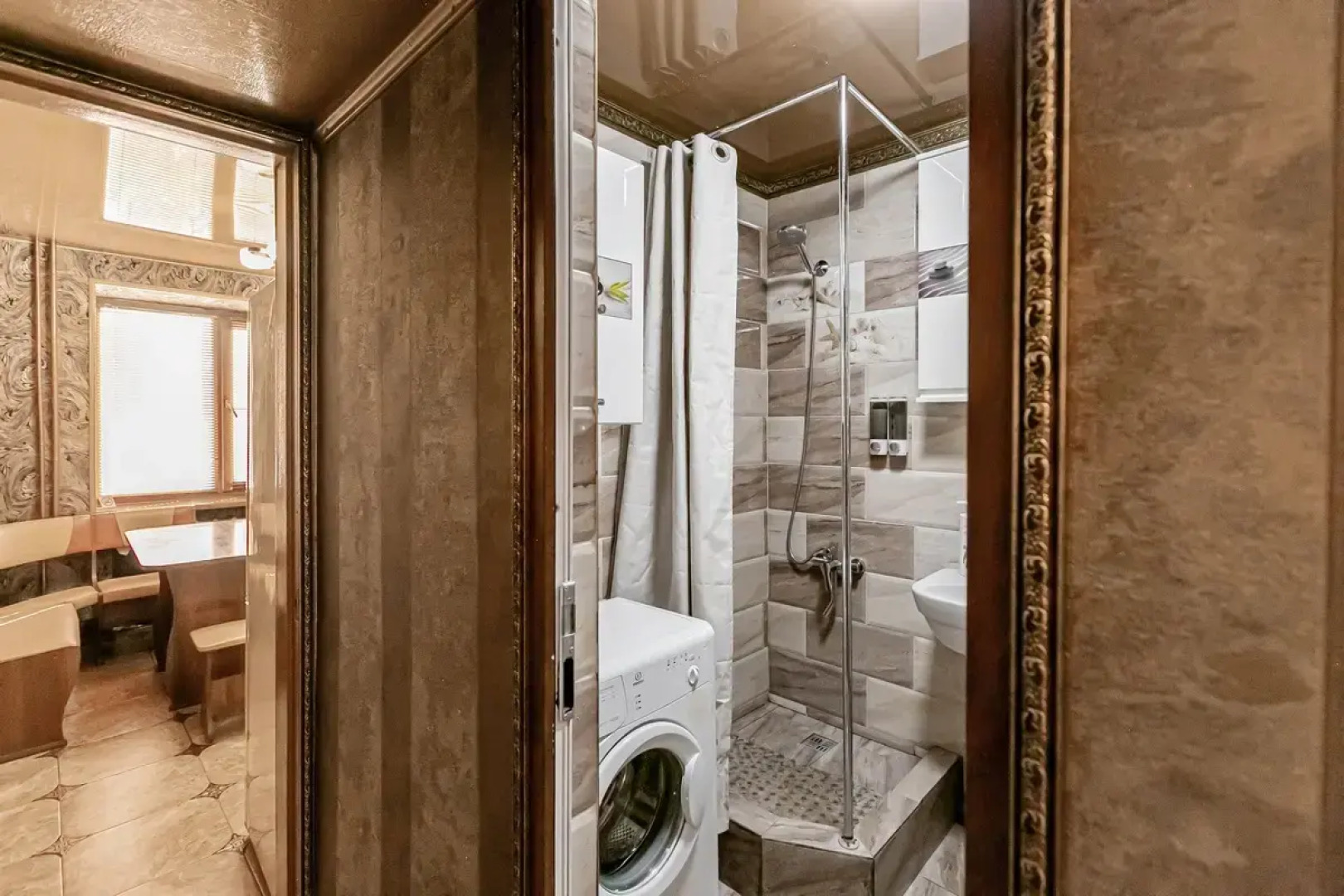 Апартаменты на Зеркальном