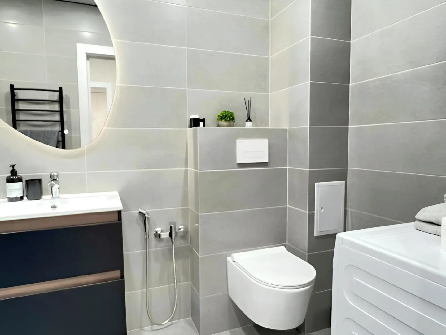 Квартира 6 местная с новым ремонтом около метро Горки парка и ТЦ