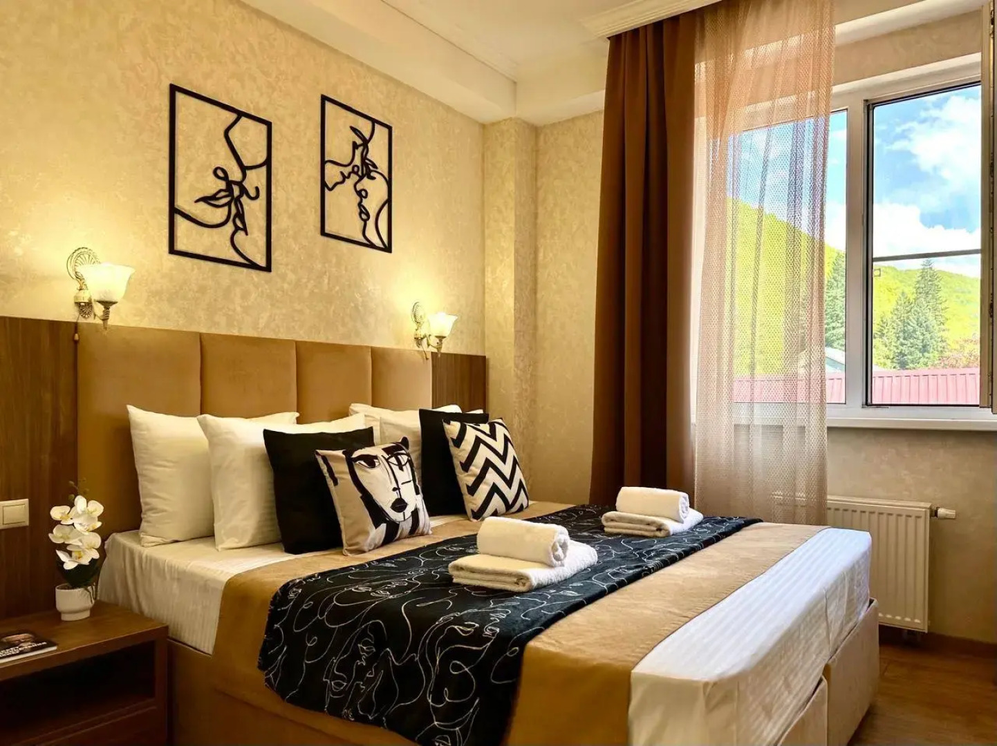 Апартаменты 2-х комнатные ГОРЫ рядом с казино