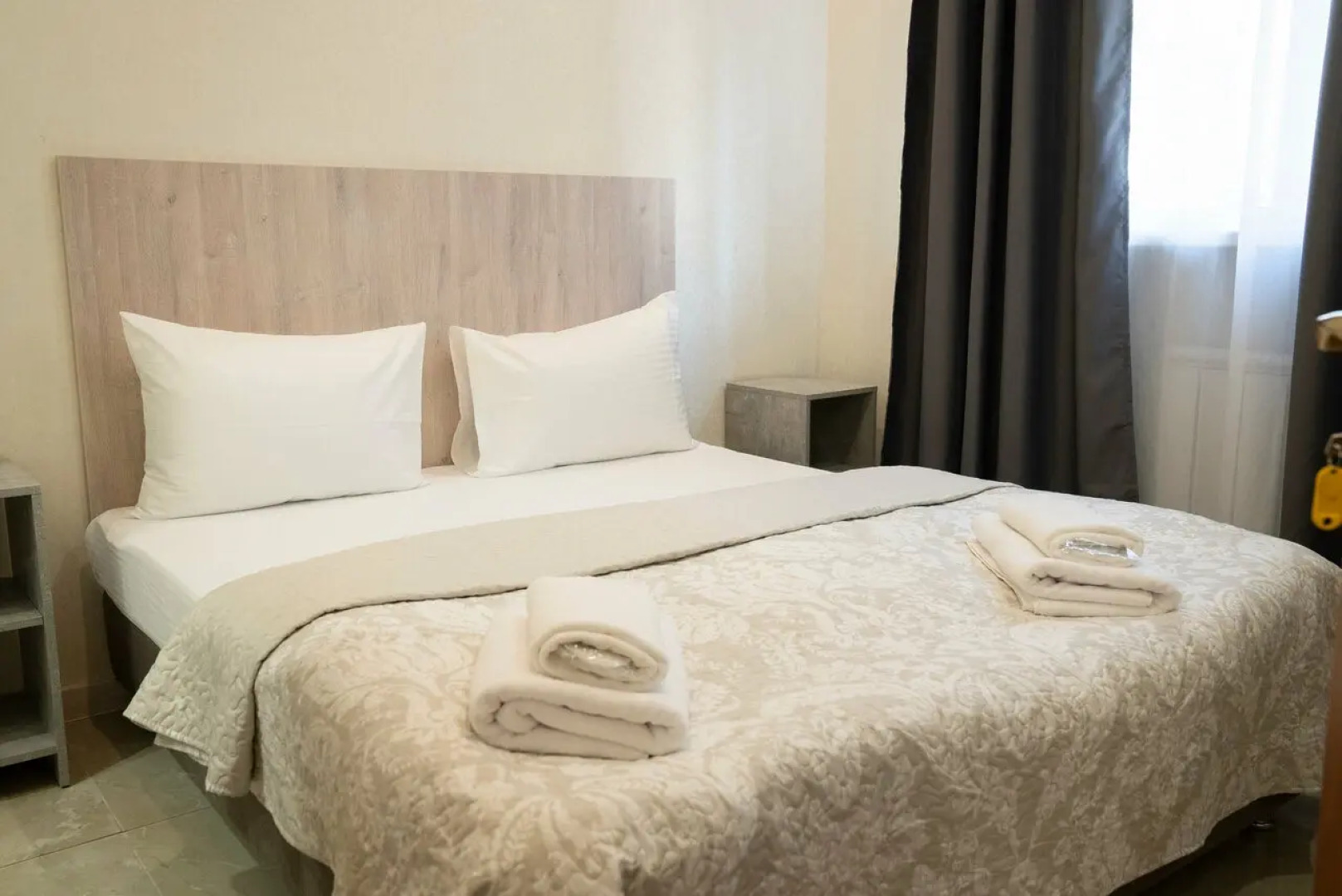 Отель Афина