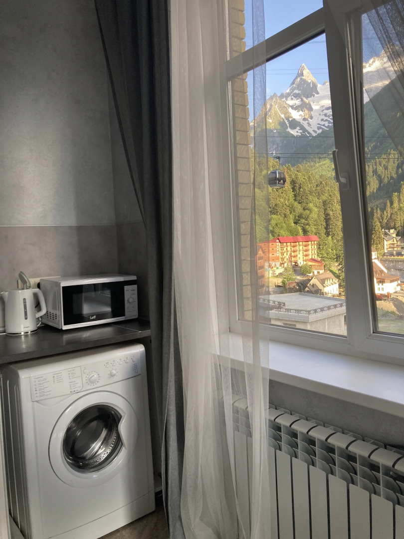 Квартира Евродвушка в центре Домбая с видом на горы