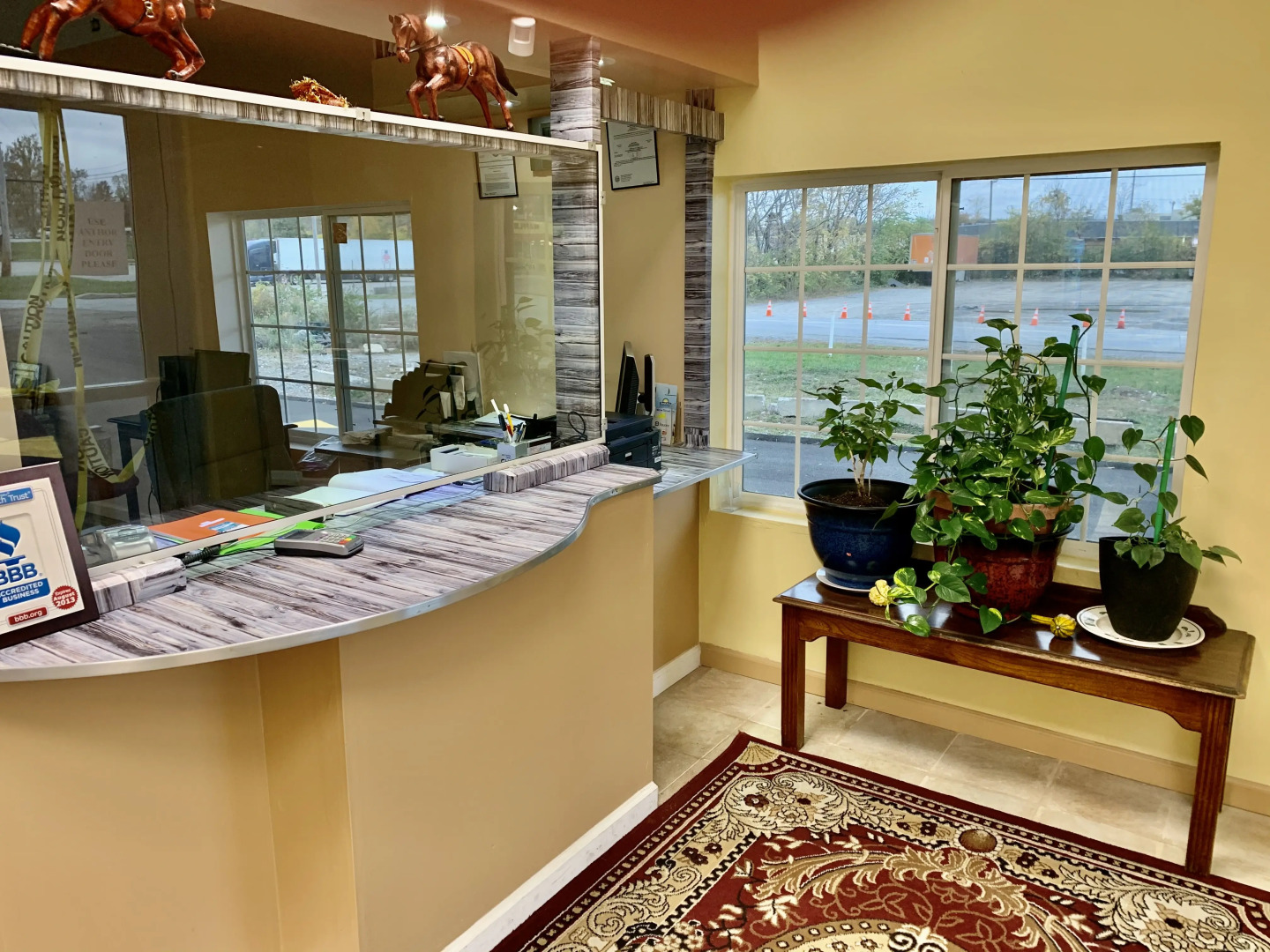 Отель Red carpet Inn & Suites