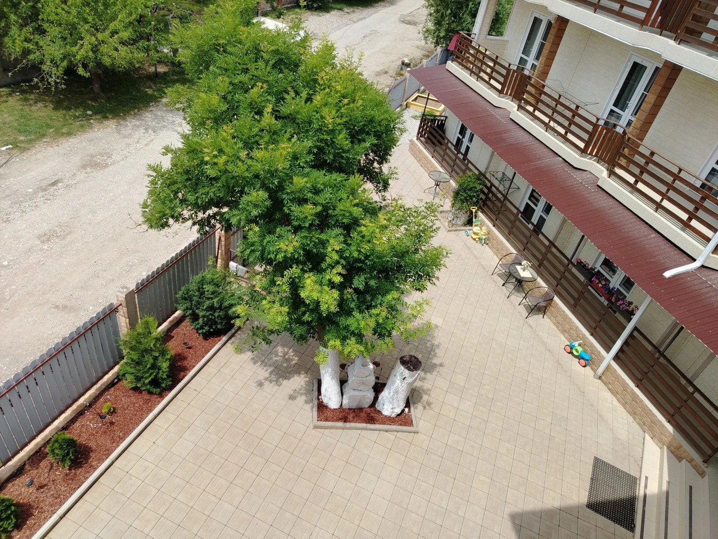 Гостевой Дом "Adam & Eva"