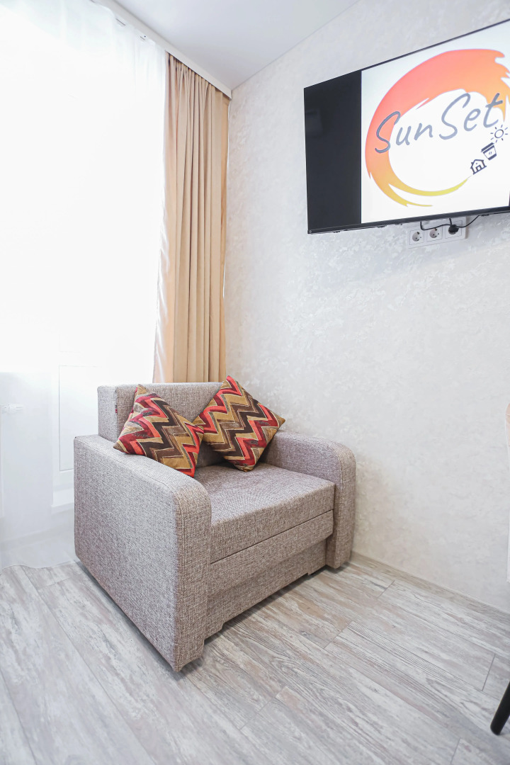 Апартаменты SunSet Радионова 202