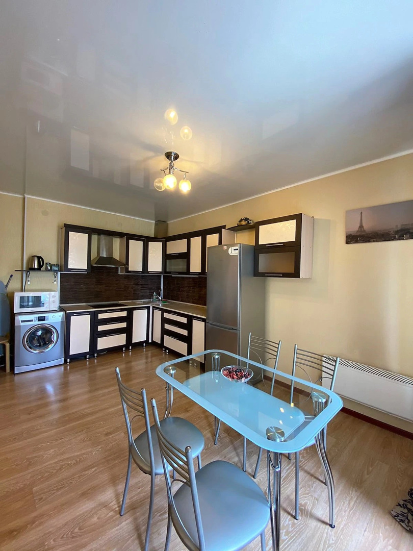 Апартаменты На Братьев Кашириных