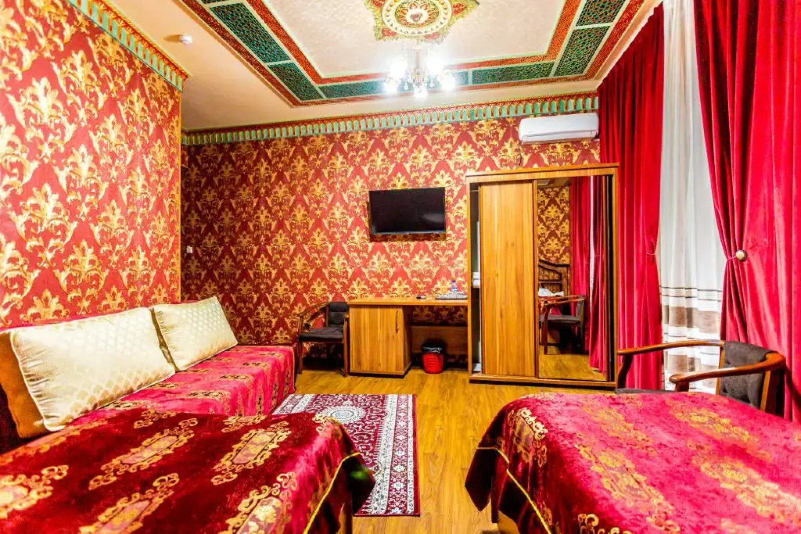 Отель Edem Plaza