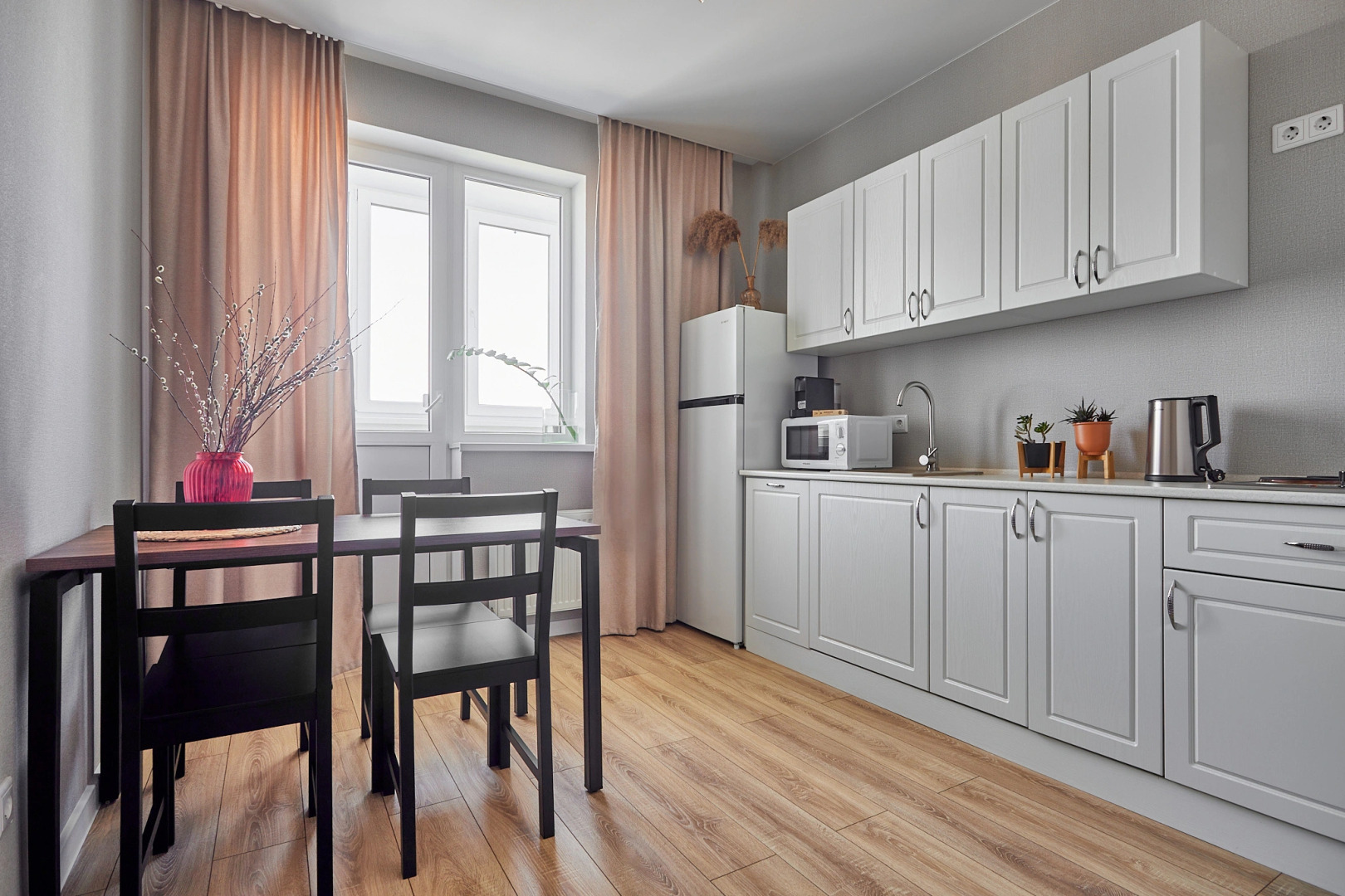 Квартира Дерево и Сталь