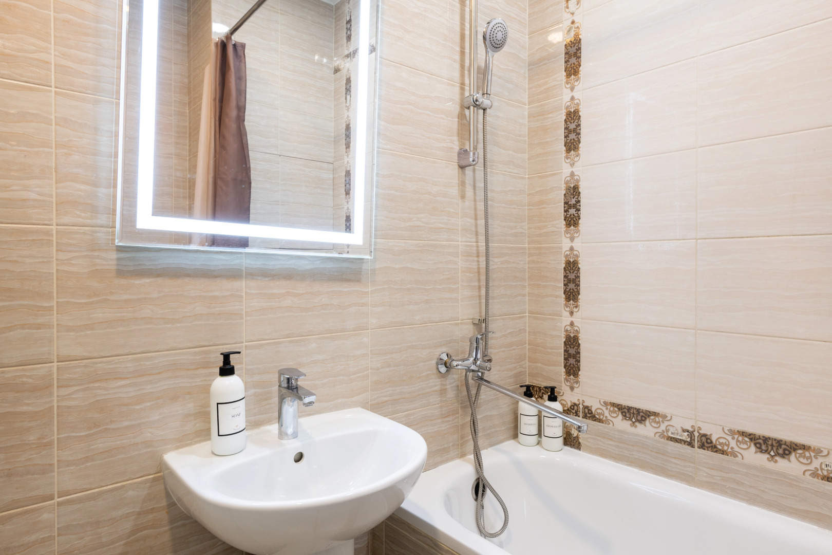 Апартаменты Гости Любят у метро Рассказовка Синяя