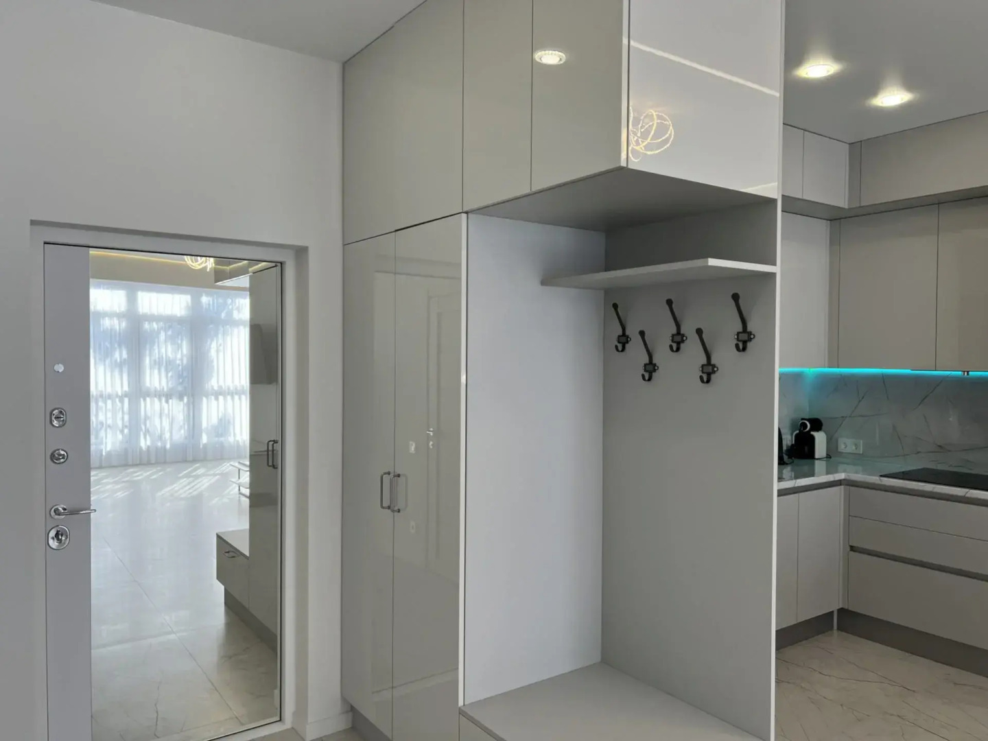 Апартаменты 215 в новом доме до моря 5 мин, Толстый мыс