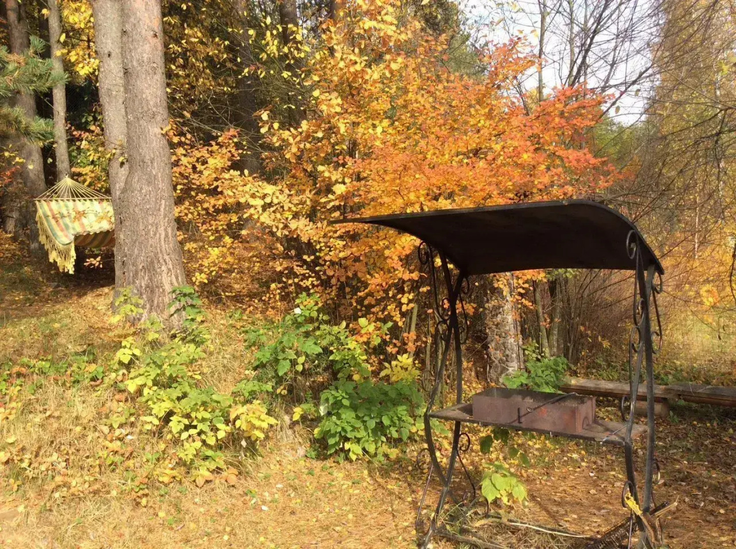 Частный дом на берегу Лемболовcкого озеpа