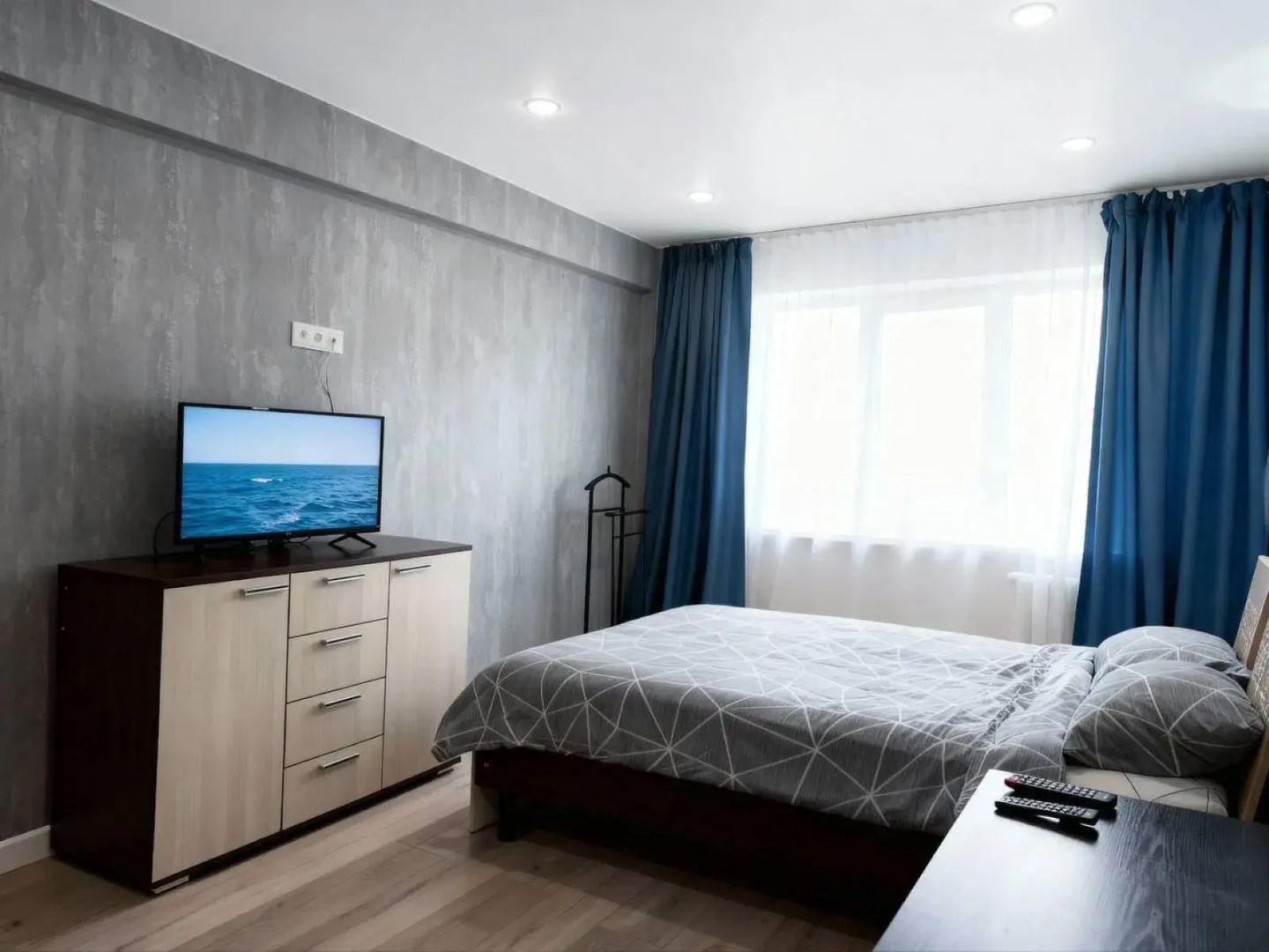 Апартаменты SeveRent Морской 7
