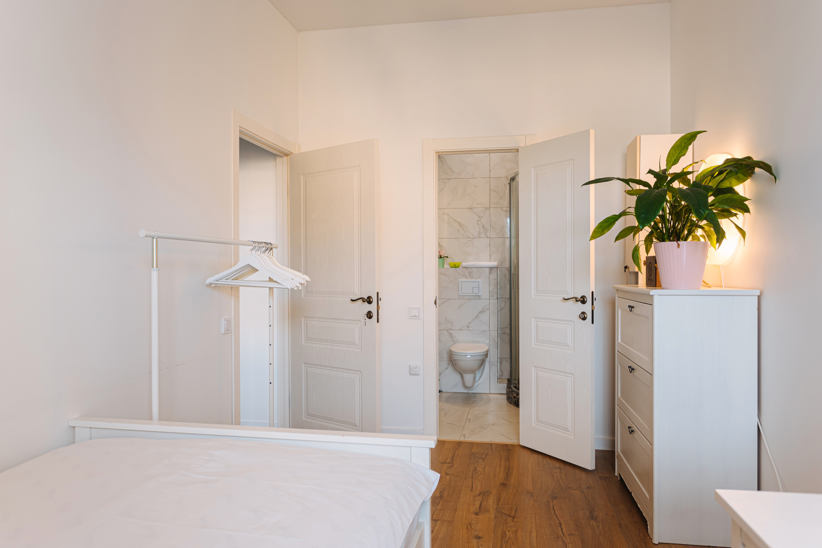 Апартаменты Sergeew Apartments 3-х комнатный Делюкс на стрелке Васильевского острова