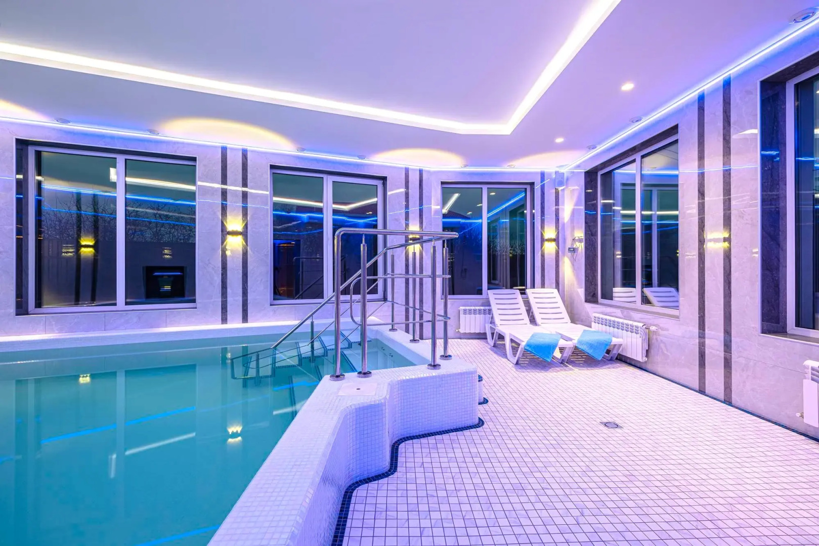 Частный дом Коттеджа с баней и бассейном