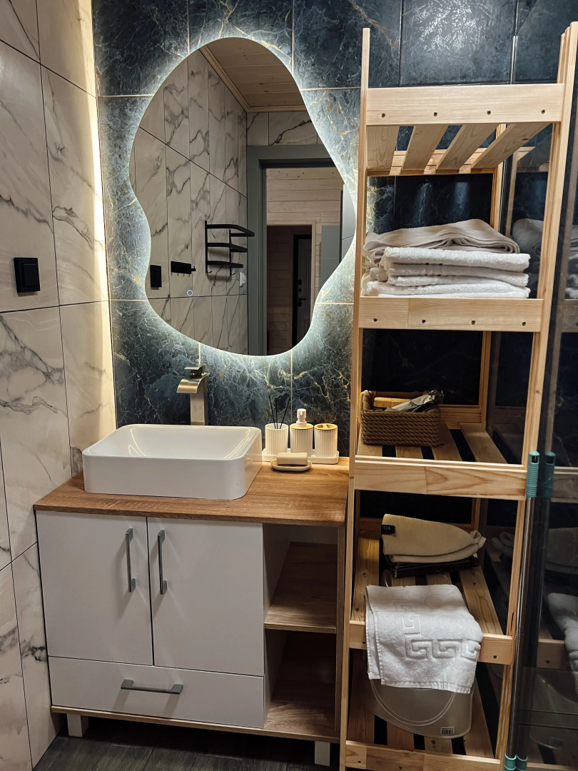 Частный дом для отдыха с гриль-мангалом, костровой и батутом