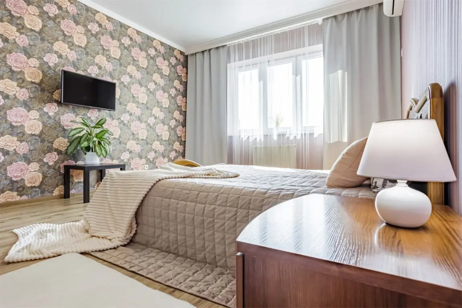 Апартаменты на Октябрьской 13