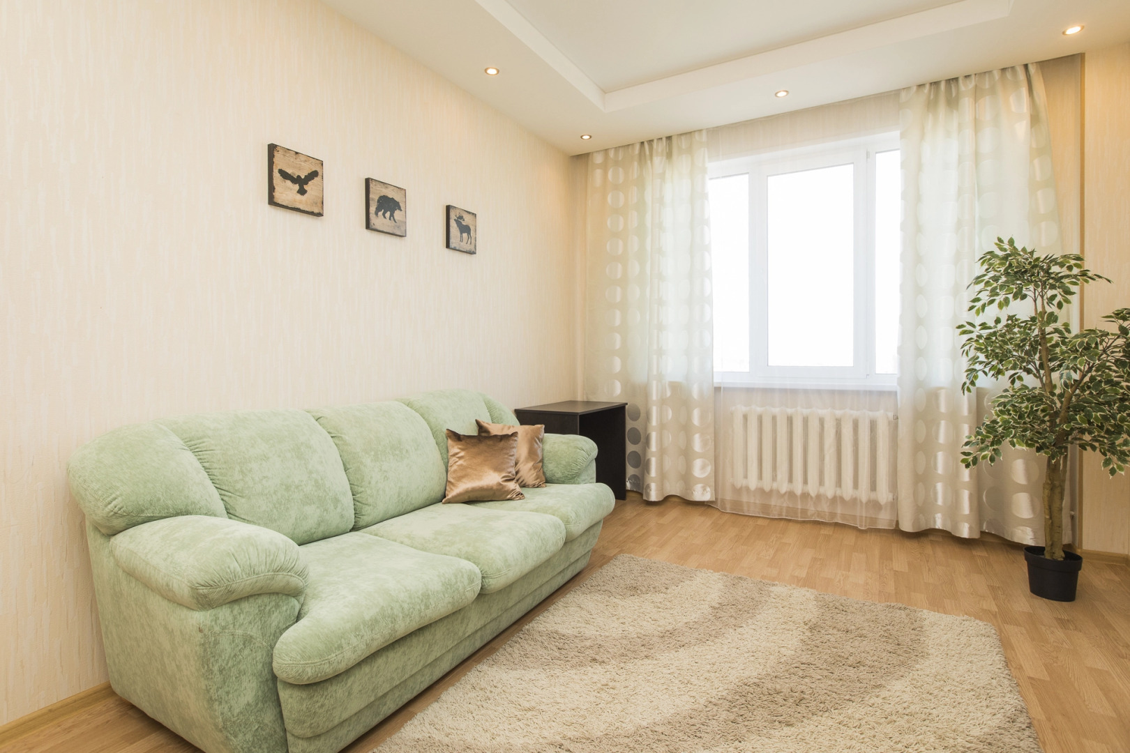 Апартаменты Белинского 11/66-90