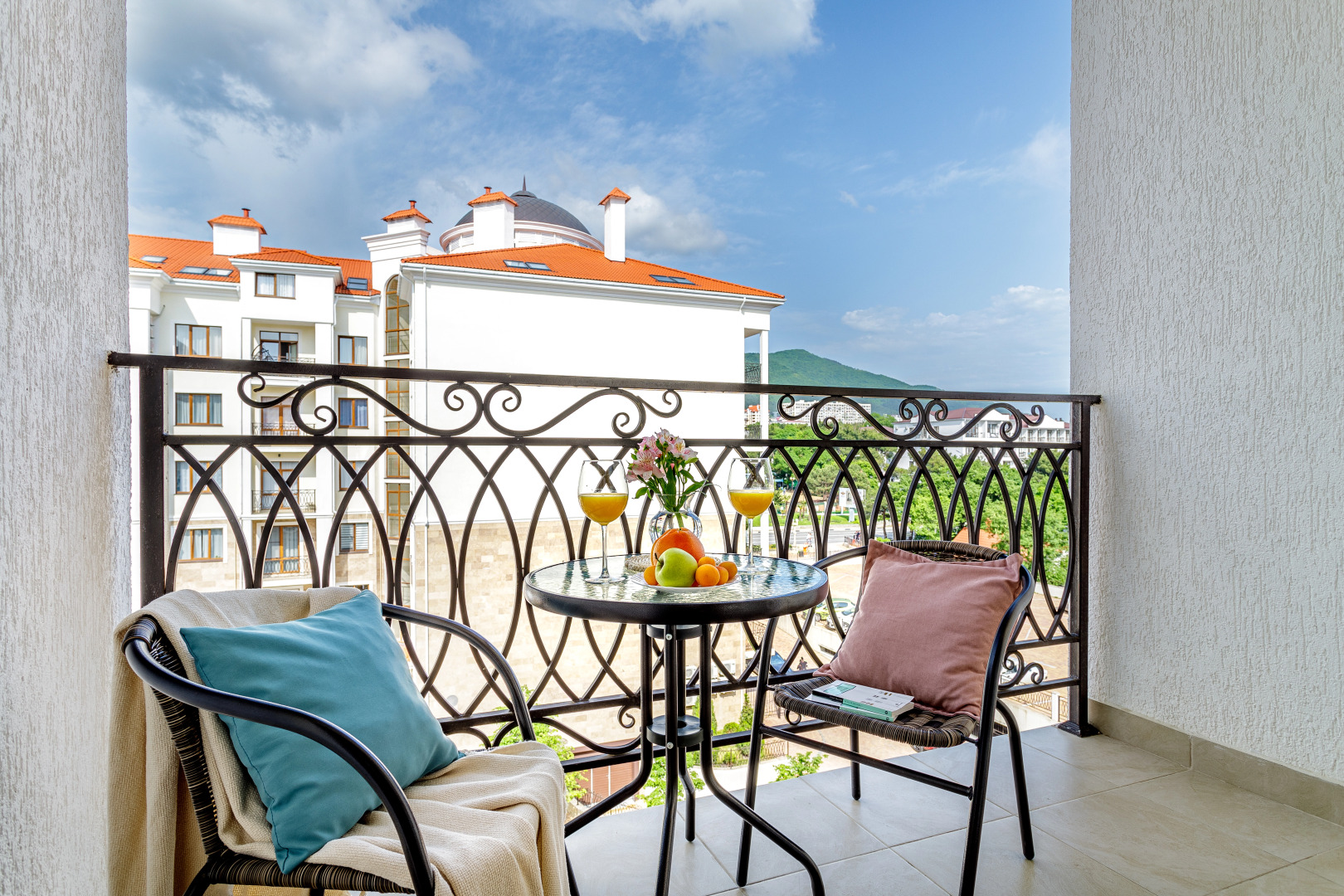 Апартаменты Чудесная Квартира на Первой Береговой Линии от Home Group apartments