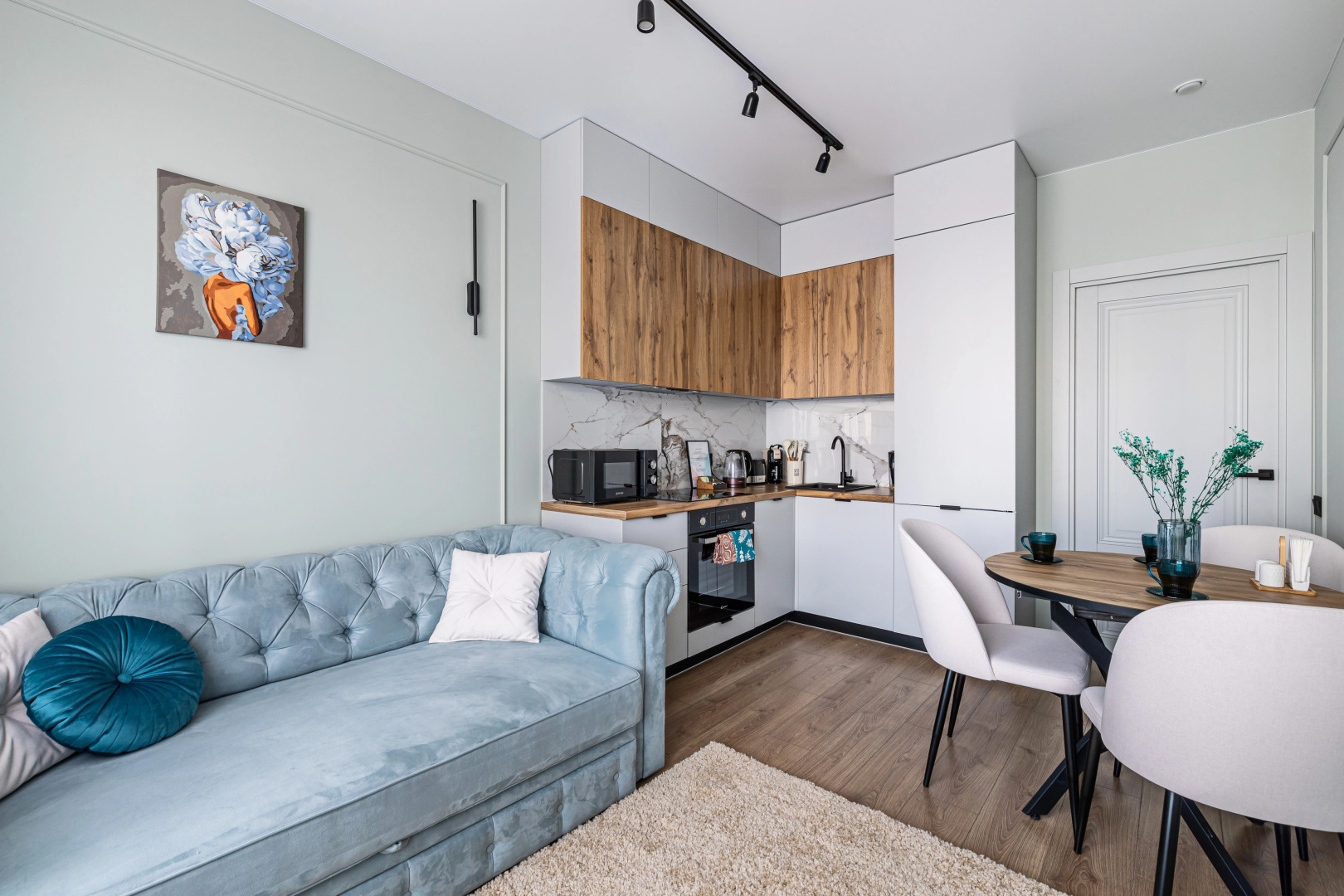 Квартира с красивым видом на город ЖК Уникум Новаторов 8а