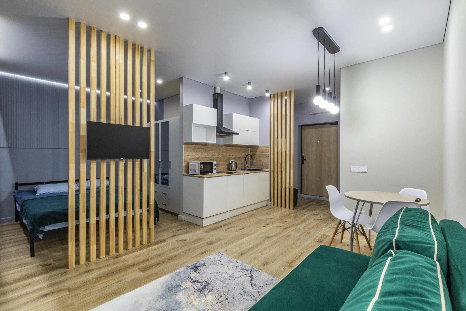 Квартира -студия Декабристов 20