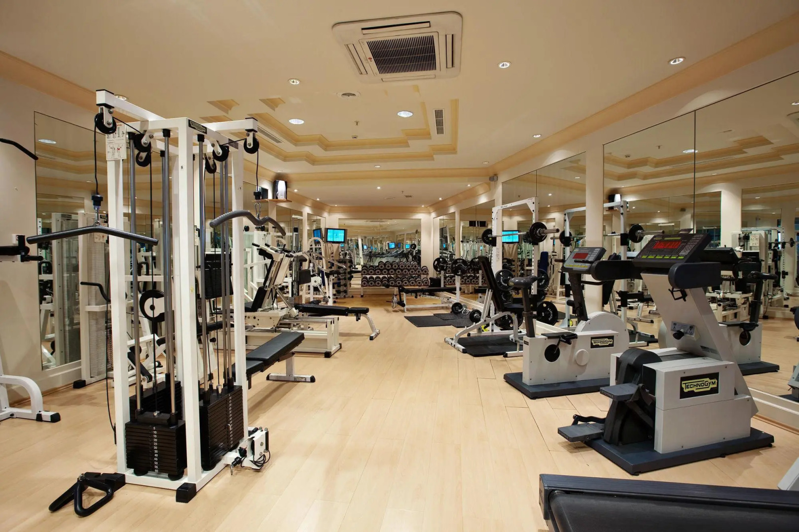 Отель InterContinental Almaty