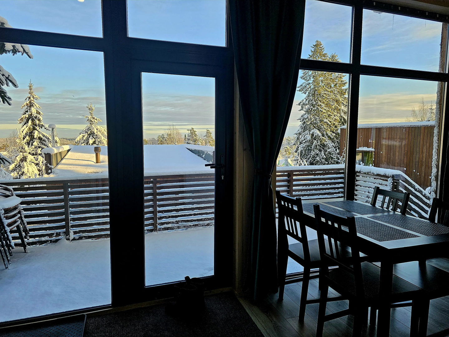 Коттедж Черничный Склон Green House