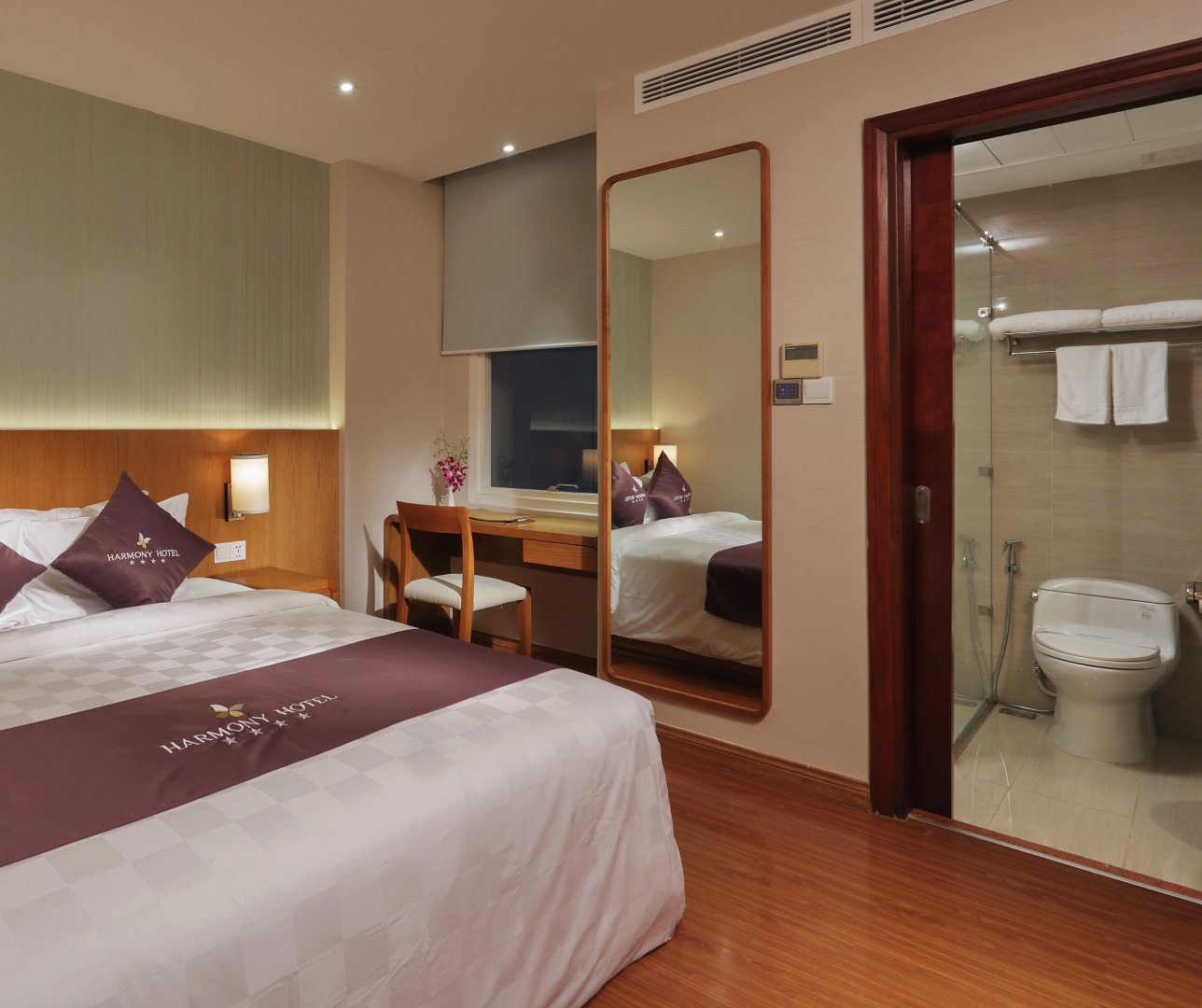 Отель Harmony Saigon Hotel & Spa