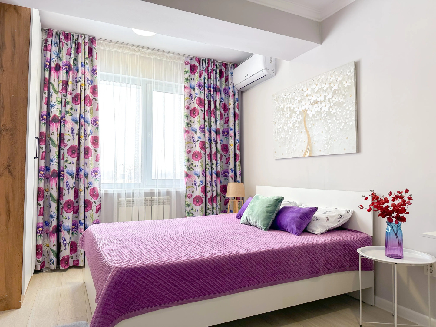 Апартаменты ADT Pink and Grey