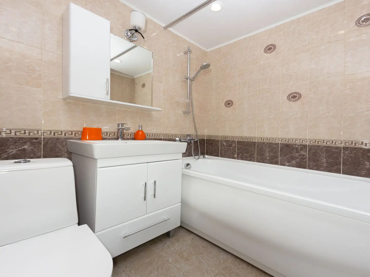 Апартаменты на Братьев Жабровых 7