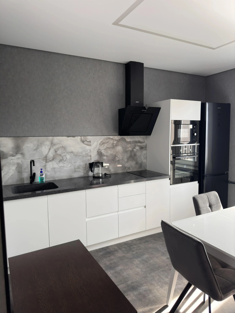 Апартаменты у Елены  ЖК Авиатор